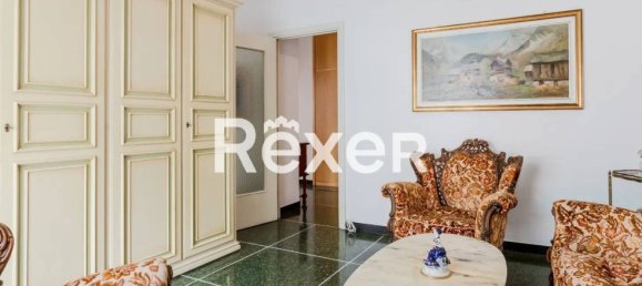 3 rooms Apartment in Genoa, Italy No. 171965 5