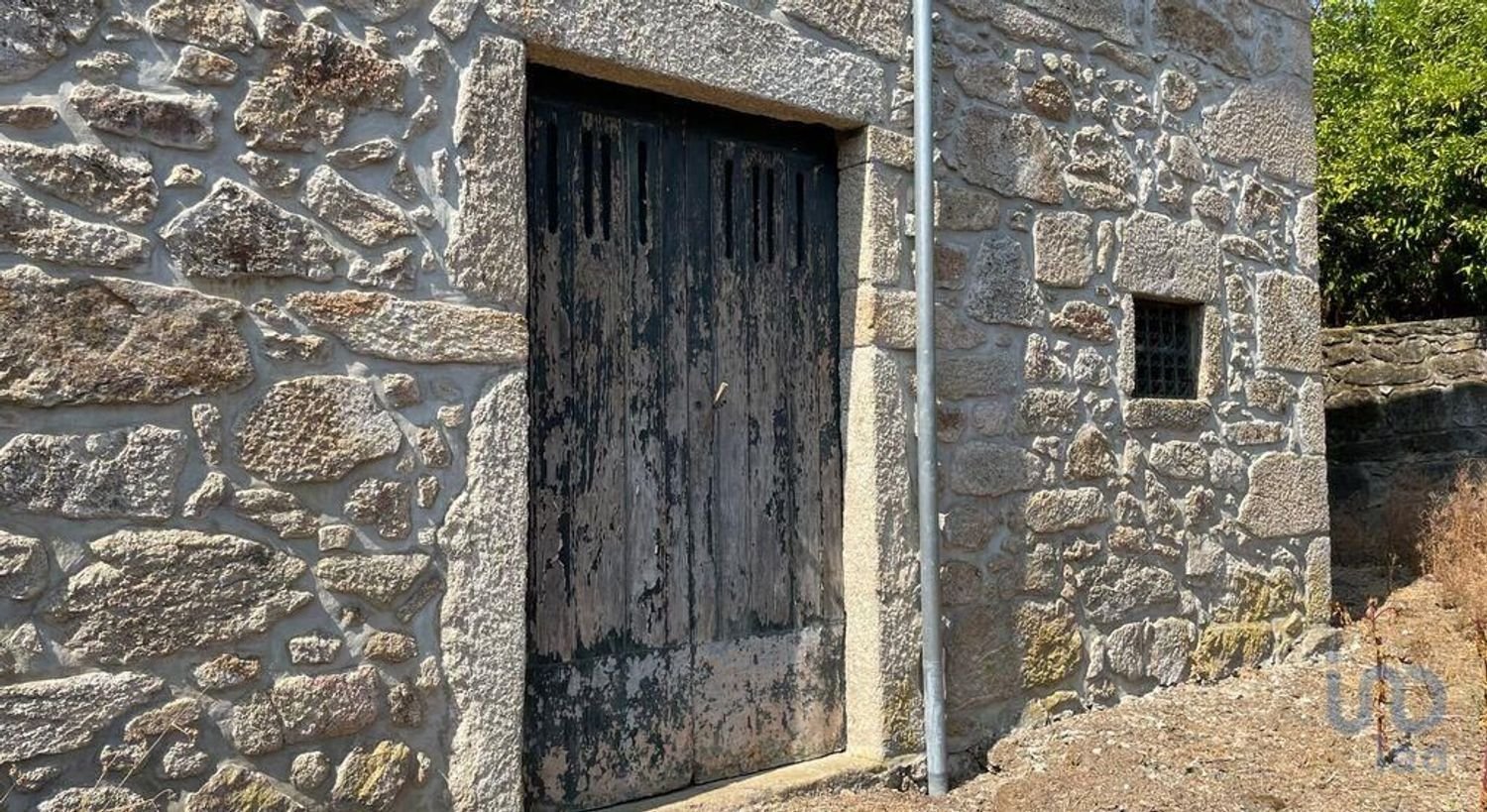 258m² Building in Vila Verde, Portugal No. 284782