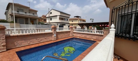 Villa de 2 dormitorios en Almoradí, Spain No. 178180 2