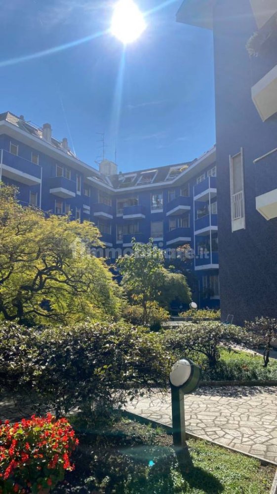 2 bedrooms Apartment in Milan, Italy No. 260236