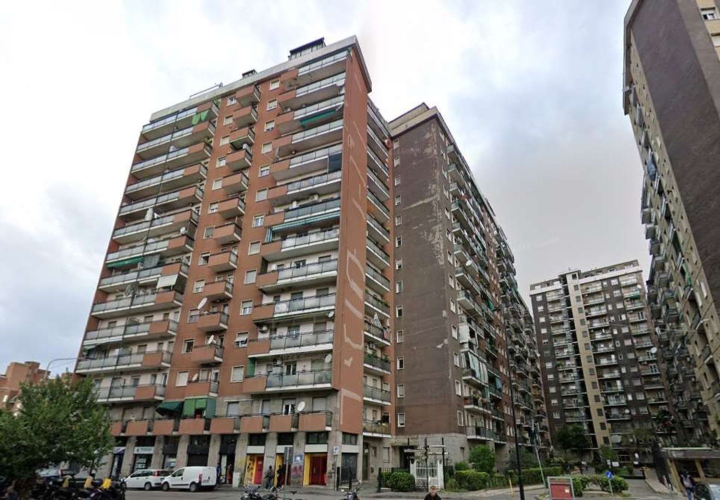Apartamento de 2 divisões em Cinisello Balsamo, Italy N.º 6611