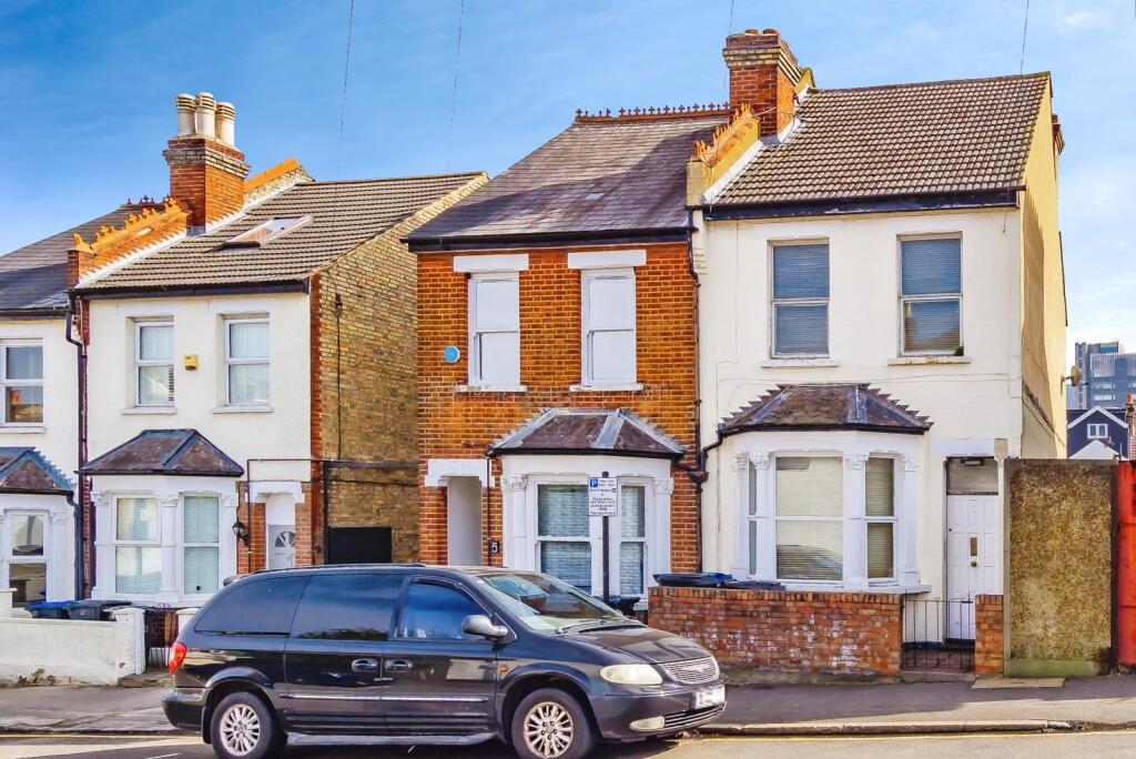 3 chambres Maison à Croydon, United Kingdom No. 7987