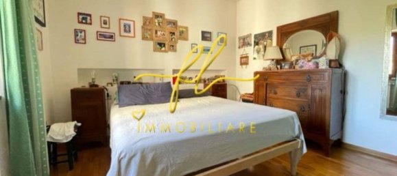 2 bedrooms Apartment in Pomarance, Italy No. 108973 6