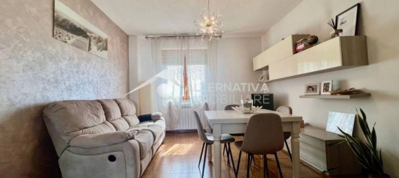 3 rooms Apartment in Cascina, Italy No. 280170 2