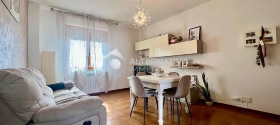 3 rooms Apartment in Cascina, Italy No. 280170 3