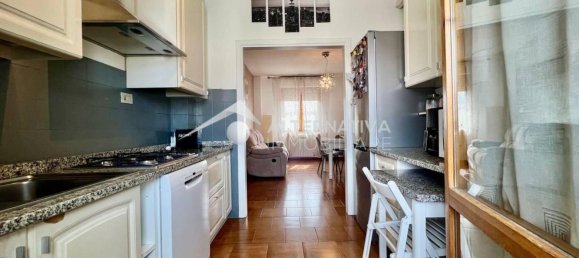 3 rooms Apartment in Cascina, Italy No. 280170 7