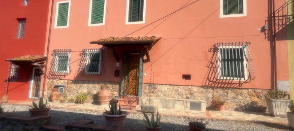 5 rooms House in Capannori, Italy No. 307123 3