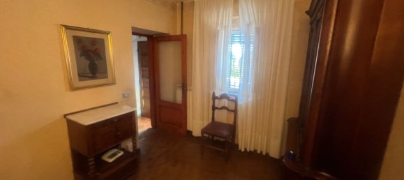 5 rooms House in Capannori, Italy No. 307123 8