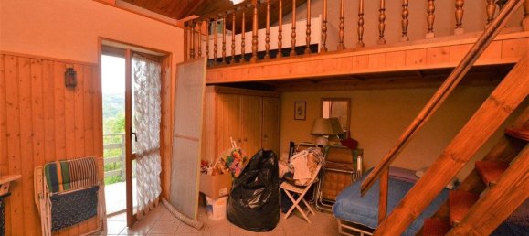 3 bedrooms House in Strambinello, Italy No. 170348 6