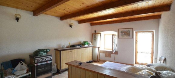 3 bedrooms House in Strambinello, Italy No. 170348 12