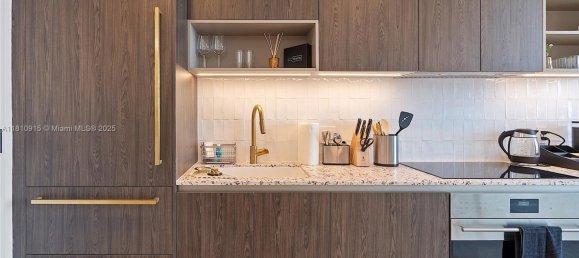 1 Schlafzimmer Gewerbliche Immobilien in Miami, USA, Nr. 614153 7