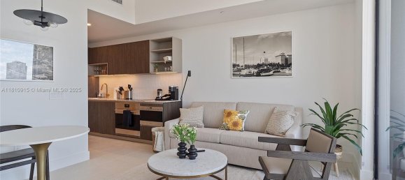 1 Schlafzimmer Gewerbliche Immobilien in Miami, USA, Nr. 614153 11