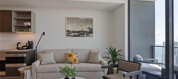 1 Schlafzimmer Gewerbliche Immobilien in Miami, USA, Nr. 614153 12