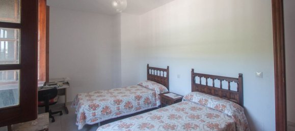 4 bedrooms House in Estepona, Spain No. 137930 16