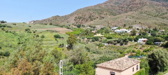 4 bedrooms House in Estepona, Spain No. 137930 30