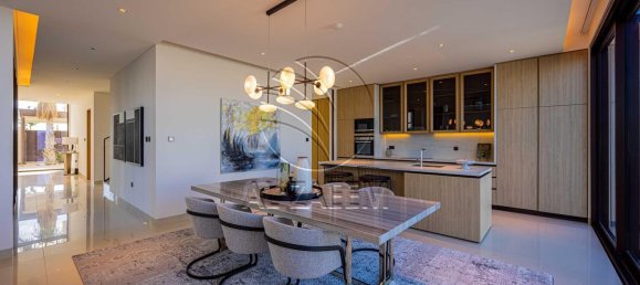 4 Schlafzimmer Villa in Saadiyat Island, UAE, Nr. 29102 12