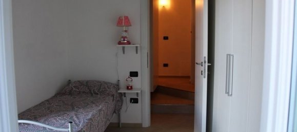 5 rooms Villa in Portovenere, Italy No. 87034 21