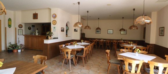 Отель, гостиница с 14 комнатами в Зале-Орла, Германия № 353409 8