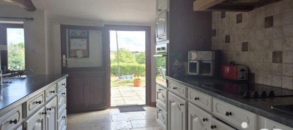 5 bedrooms House in Deux-Sevres, France No. 305985 2