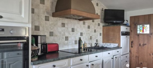 5 bedrooms House in Deux-Sevres, France No. 305985 3