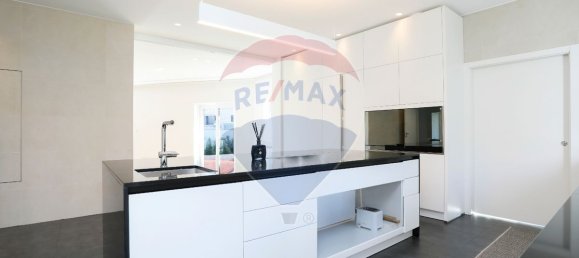 Casa de 9 dormitorios en Cascais, Portugal No. 36192 3