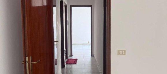 Apartamento de 4 dormitorios en Castelvetrano, Italy No. 345056 12