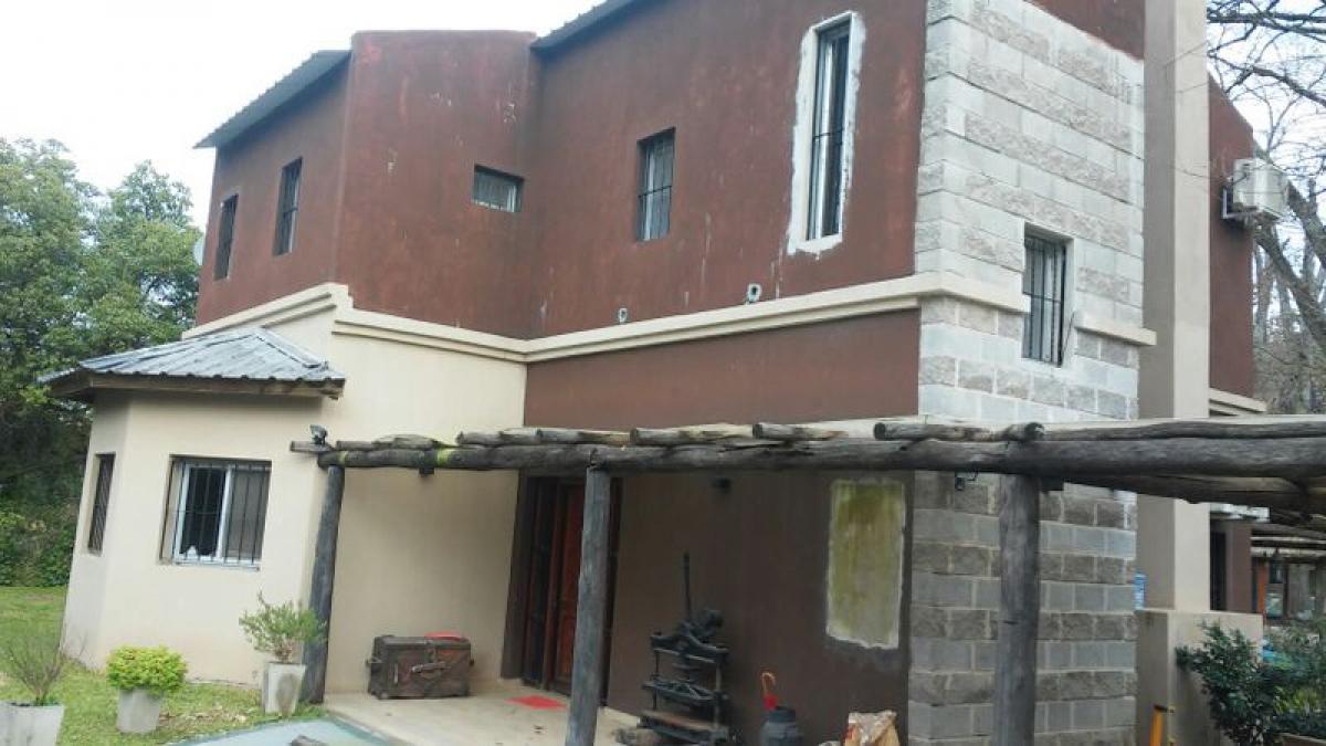 3 bedrooms House in Tigre, Argentina No. 15629