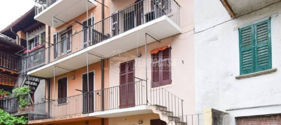 1 bedroom Apartment in Canzo, Italy No. 210901 12