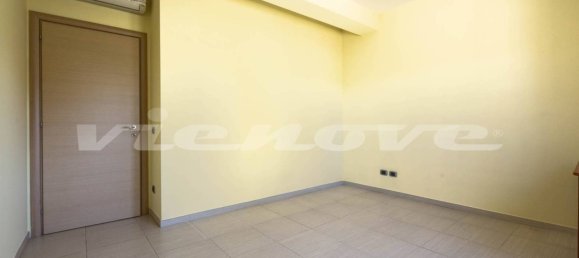2 bedrooms Apartment in Rome, Italy No. 12271 14