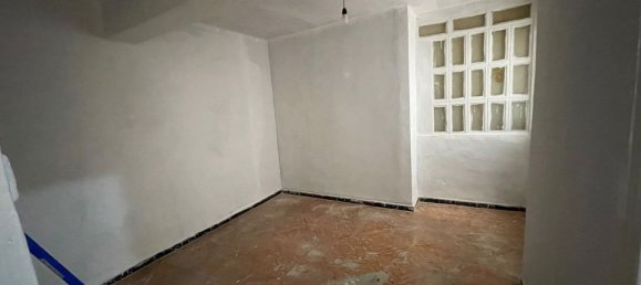 Apartamento de 4 dormitorios en Gandia, Spain No. 137482 9