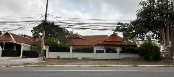 3 bedrooms Cafe / restaurant in Pattaya, Thailand No. 4345 17