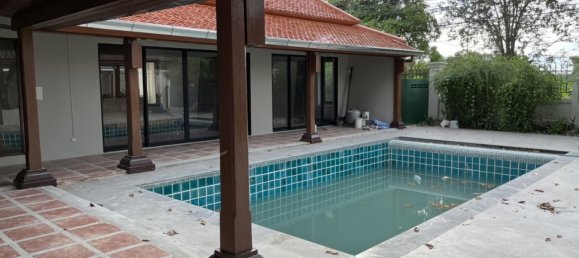 3 bedrooms Cafe / restaurant in Pattaya, Thailand No. 4345 6