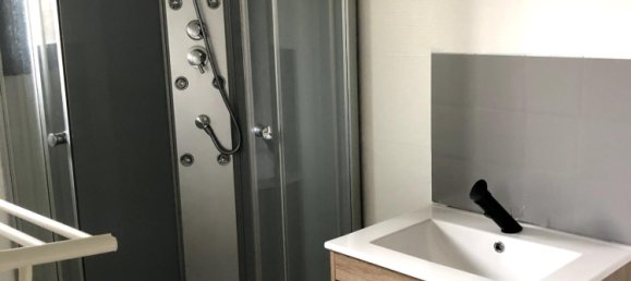 Casa T2 em Montigny-sur-Avre, France N.º 49997 5