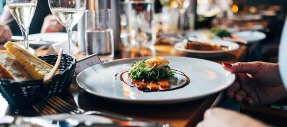 Коммерческая недвижимость 150м² в Инсбрук-Штадт, Австрия № 222278 3