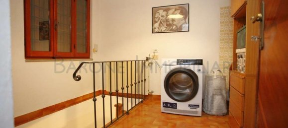 Casa de 5 divisões em Massa, Italy N.º 168981 14