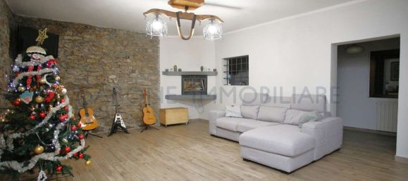 Casa de 5 divisões em Massa, Italy N.º 168981 4