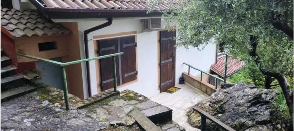 Casa de 5 divisões em Massa, Italy N.º 168981 28