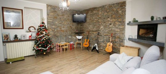 Casa de 5 divisões em Massa, Italy N.º 168981 5