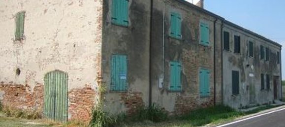 9 rooms House in Ceneselli, Italy No. 255465 4