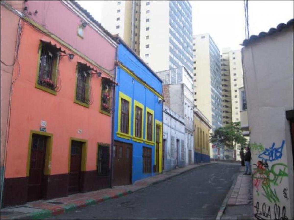 Дом с 12 спальнями в Богота, Колумбия № 11330