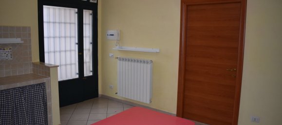 2 rooms Apartment in Lanuvio, Italy No. 85057 5