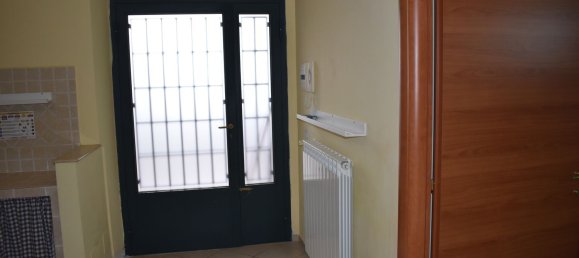 2 rooms Apartment in Lanuvio, Italy No. 85057 4