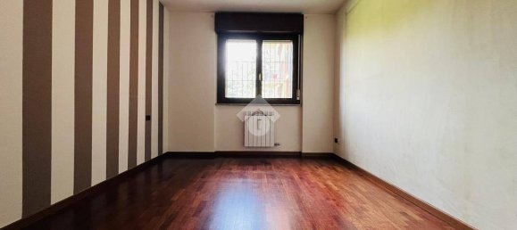 2 bedrooms Apartment in Carugate, Italy No. 280246 17
