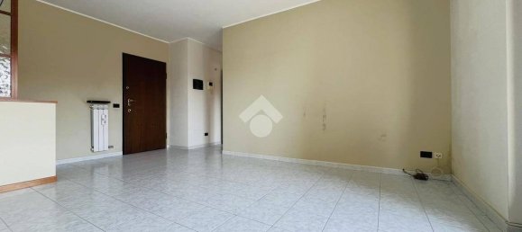 2 bedrooms Apartment in Carugate, Italy No. 280246 2