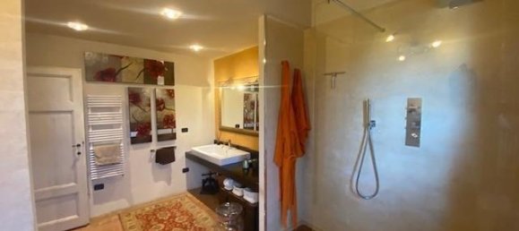 Casa de 2 dormitorios en Cascina, Italy No. 59577 60