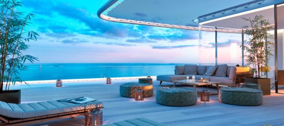 4 bedrooms Villa in Estepona, Spain No. 10013 8