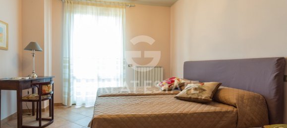 4 bedrooms House in Passignano sul Trasimeno, Italy No. 55686 12