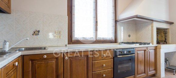 4 bedrooms House in Passignano sul Trasimeno, Italy No. 55686 8