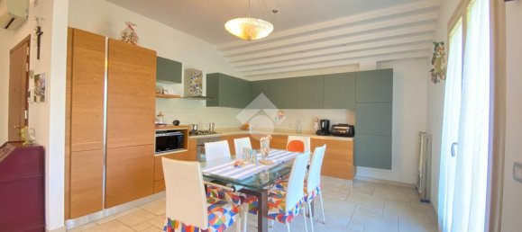 Villa de 3 dormitorios en Verona, Italy No. 282205 4