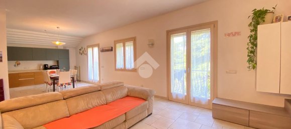 Villa de 3 dormitorios en Verona, Italy No. 282205 7